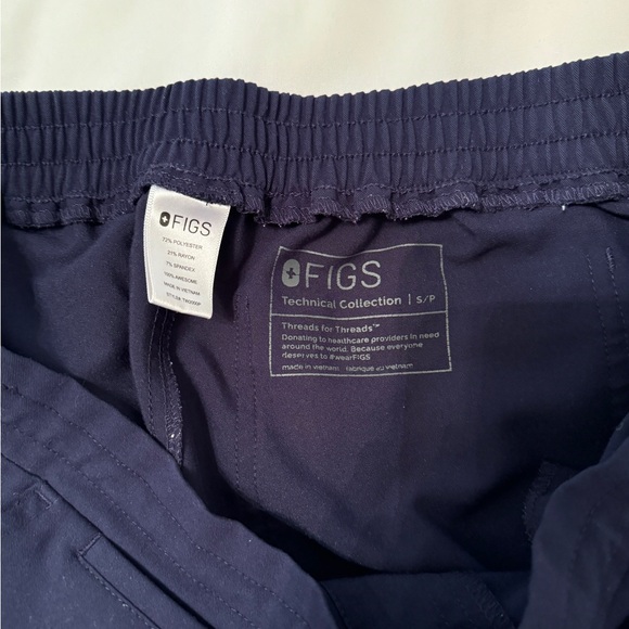 small petite yola skinny scrub pants - Picture 9 of 15